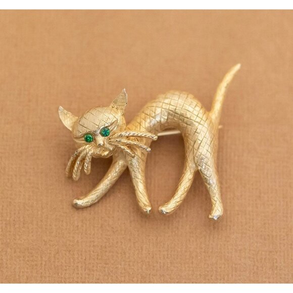 Vintage Art Nouveau Stylish Pet Cat Gold Tone Brooch - Y1 - Picture 1 of 2